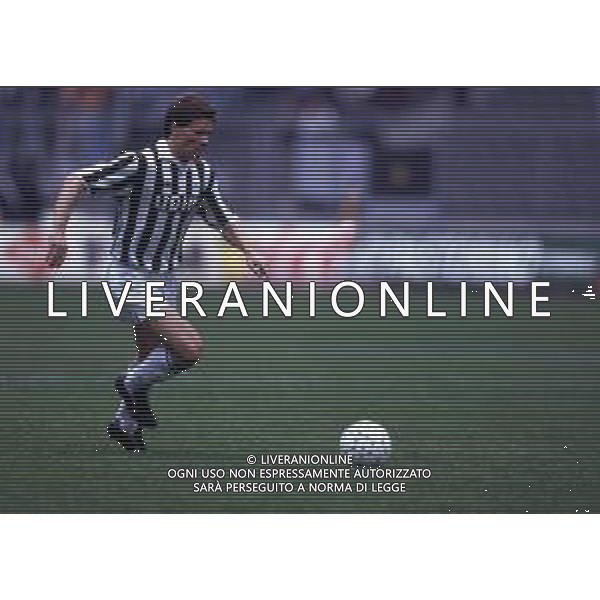 RETROSPETTIVA STEFAN REUTER CALCIATORE NELLA FOTO STEFAN REUTER CON LA MAGLIA DELLA JUVENTUS AG ALDO LIVERANI SAS