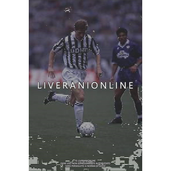 RETROSPETTIVA STEFAN REUTER CALCIATORE NELLA FOTO STEFAN REUTER CON LA MAGLIA DELLA JUVENTUS AG ALDO LIVERANI SAS
