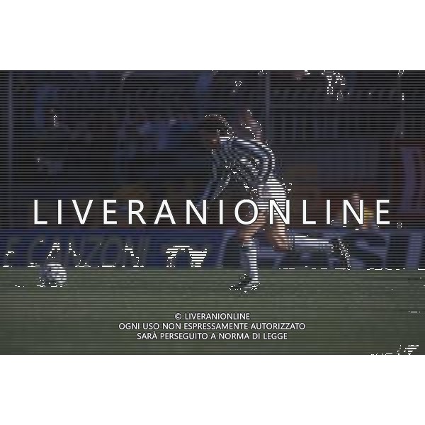 RETROSPETTIVA STEFAN REUTER CALCIATORE NELLA FOTO STEFAN REUTER CON LA MAGLIA DELLA JUVENTUS AG ALDO LIVERANI SAS
