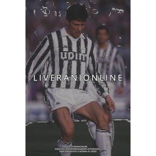 RETROSPETTIVA STEFAN REUTER CALCIATORE NELLA FOTO STEFAN REUTER CON LA MAGLIA DELLA JUVENTUS AG ALDO LIVERANI SAS