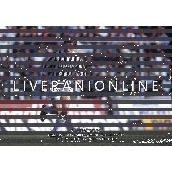 RETROSPETTIVA STEFAN REUTER CALCIATORE NELLA FOTO STEFAN REUTER CON LA MAGLIA DELLA JUVENTUS AG ALDO LIVERANI SAS