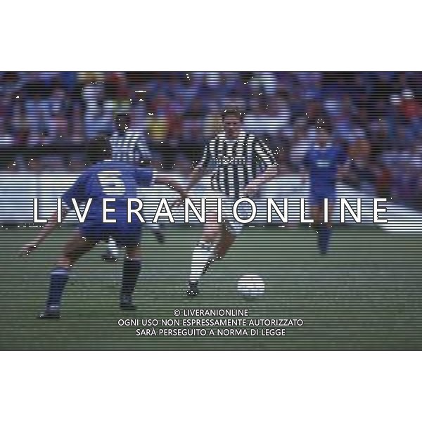 RETROSPETTIVA STEFAN REUTER CALCIATORE NELLA FOTO STEFAN REUTER CON LA MAGLIA DELLA JUVENTUS AG ALDO LIVERANI SAS