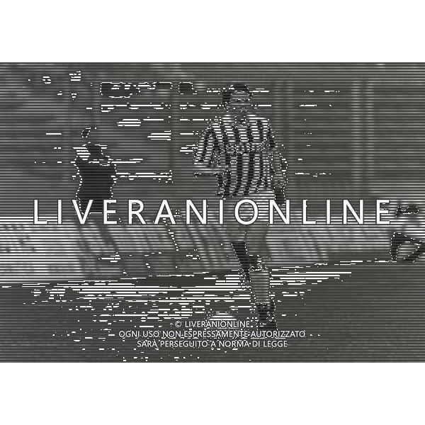 RETROSPETTIVA STEFAN REUTER CALCIATORE NELLA FOTO STEFAN REUTER CON LA MAGLIA DELLA JUVENTUS AG ALDO LIVERANI SAS