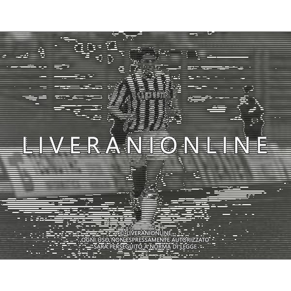 RETROSPETTIVA STEFAN REUTER CALCIATORE NELLA FOTO STEFAN REUTER CON LA MAGLIA DELLA JUVENTUS AG ALDO LIVERANI SAS