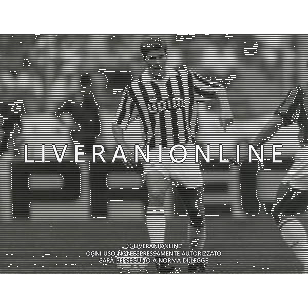 RETROSPETTIVA STEFAN REUTER CALCIATORE NELLA FOTO STEFAN REUTER CON LA MAGLIA DELLA JUVENTUS AG ALDO LIVERANI SAS