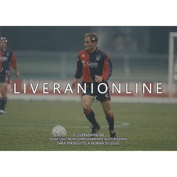 RETROSPETTIVA GENNARO ROUTOLO CALCIATORE NELLA FOTO RUOTOLO GENNARO CON LA MAGLIA DEL GENOA CALCIO AG ALDO LIVERANI SAS