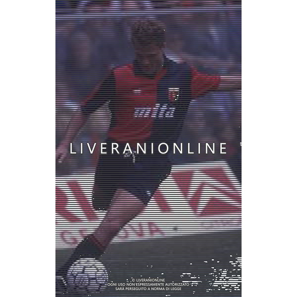 RETROSPETTIVA GENNARO ROUTOLO CALCIATORE NELLA FOTO RUOTOLO GENNARO CON LA MAGLIA DEL GENOA CALCIO AG ALDO LIVERANI SAS