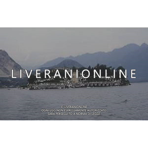 Il palazzo Borromeo è un edificio seicentesco sito nell\'Isola Bella, sul Lago Maggiore (comune di Stresa, provincia del Verbano-Cusio-Ossola), i cui giardini si estendono fino alla punta meridionale dell\'isolotto. ag aldo liverani sas