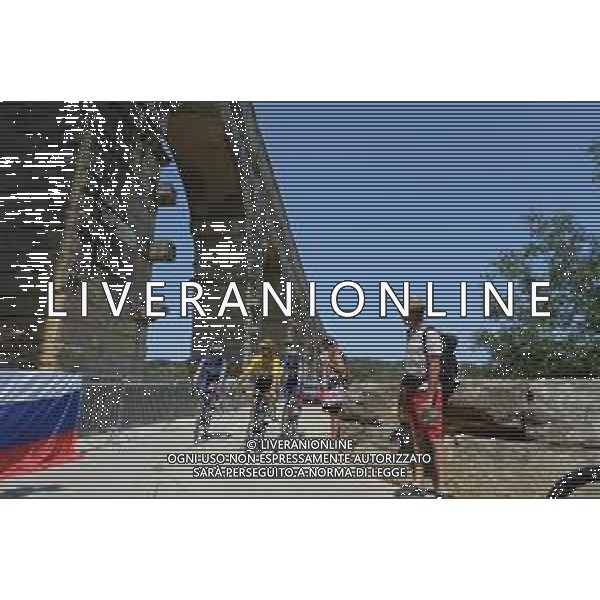 24-07-2019 Tour De France; Tappa 17 Pont Du Gard - Gap; 2019, Deceunick - Quickstep; Alaphilippe, Julian; Pont Du Gard; ©SIROTTI / AGENZIA ALDO LIVERANI SAS