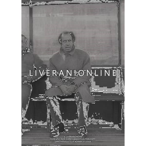 RETROSPETTIVA FRANCO SCOGLIO ALLENATORE MESSINA CALCIO 1985-1986 NELLA FOTO FRANCO SCOGLIO AG ALDO LIVERANI SAS