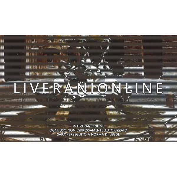 La fontana delle Tartarughe è una fontana di Roma, che si trova nella piccola piazza Mattei, nel rione Sant\'Angelo. La piazza era al centro dell\'isolato dei palazzi che appartenevano alla potente famiglia Mattei AG ALDO LIVERANI SAS