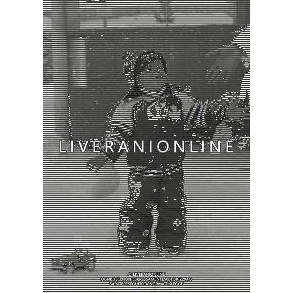RETROSPETTIVA PRINCIPE EMANUELE FILIBERTO DI SAVOIA NELLA FOTO IL PRINCIPE EMANUELE FILIBERTO DI SAVOIA A SNKT MOTITZ NELL\'ANNO 1974 AG ALDO LIVERANI SAS