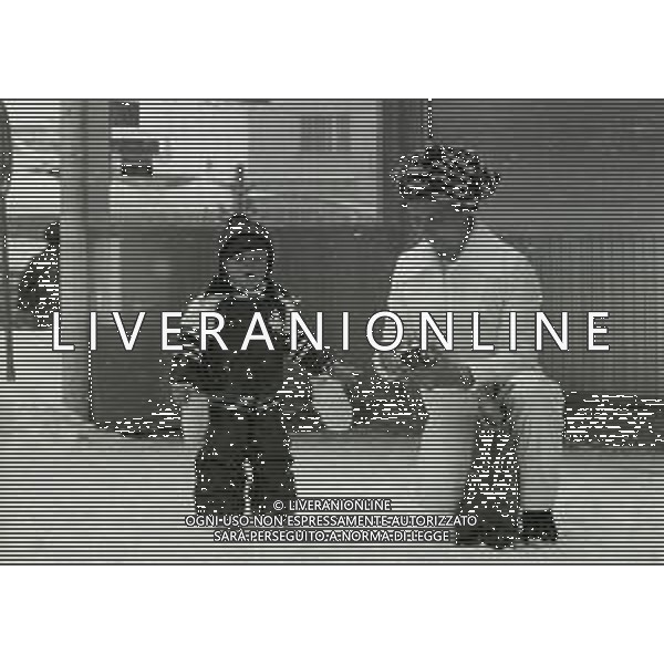 RETROSPETTIVA PRINCIPE EMANUELE FILIBERTO DI SAVOIA NELLA FOTO IL PRINCIPE EMANUELE FILIBERTO DI SAVOIA A SNKT MOTITZ NELL\'ANNO 1974 AG ALDO LIVERANI SAS