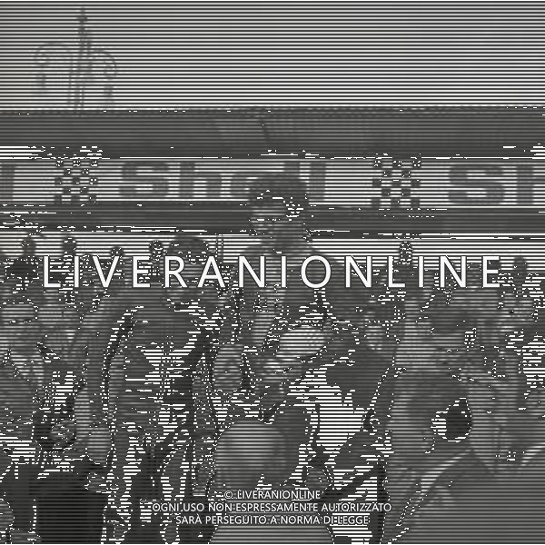 RETROSPETTIVA RENZO PASOLINI MOTOCICLISTA NELLA FOTO RENZO PASOLINI A CESENATICO AL PREMIO SHELL NELL\'ANNO 1969 AG ALDO LIVERANI SAS