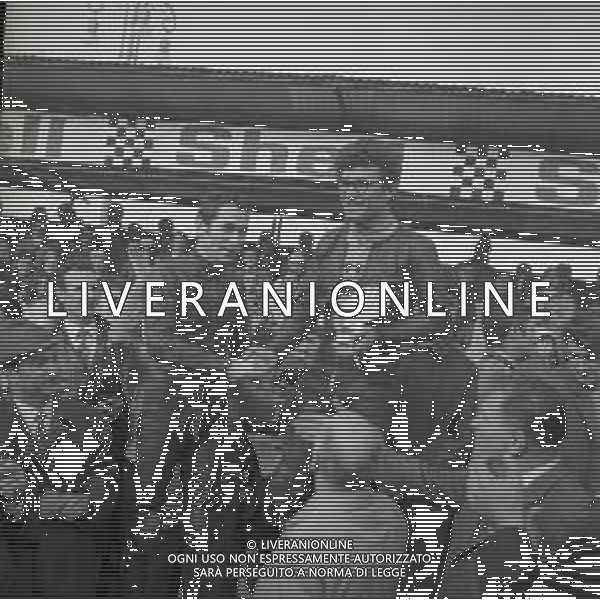 RETROSPETTIVA RENZO PASOLINI MOTOCICLISTA NELLA FOTO RENZO PASOLINI A CESENATICO AL PREMIO SHELL NELL\'ANNO 1969 AG ALDO LIVERANI SAS