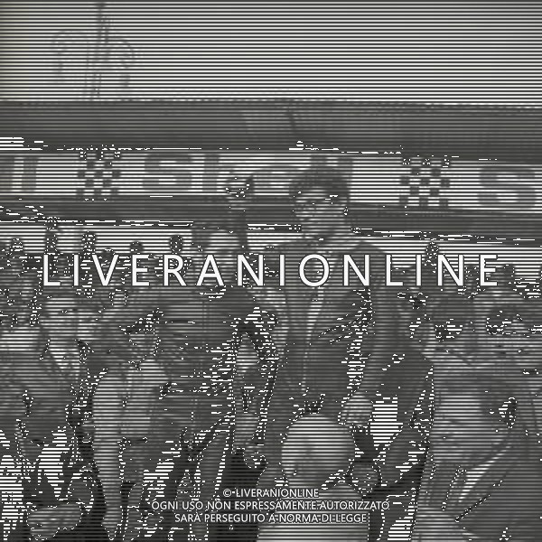 RETROSPETTIVA RENZO PASOLINI MOTOCICLISTA NELLA FOTO RENZO PASOLINI A CESENATICO AL PREMIO SHELL NELL\'ANNO 1969 AG ALDO LIVERANI SAS