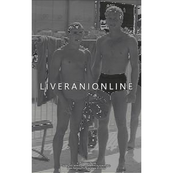 RETROSPETTIVA KLAUS DI BIASI NUOTATORE NELLA FOTO KLAUS DI BIASI A ROMA NELL\'ANNO 1969 CON GIORGIO CAGNOTTO AG ALDO LIVERANI SAS