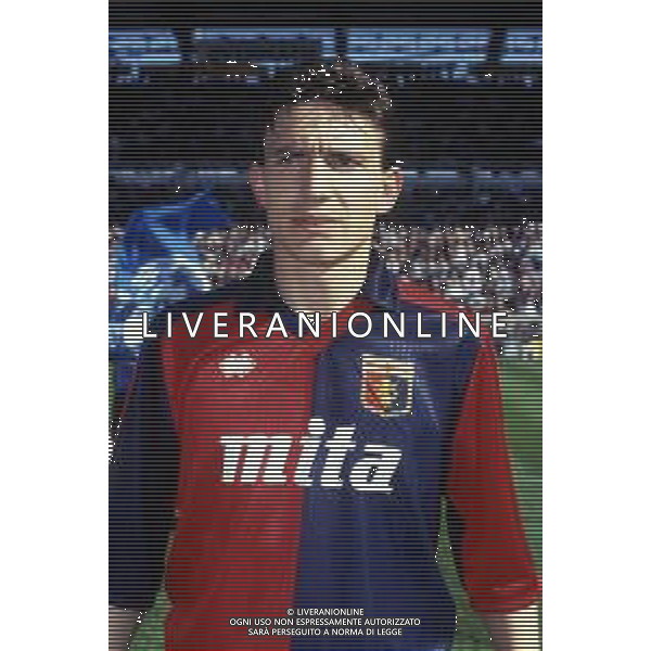 RETROSPETTIVA STEFANO ERANIO CALCIATORE NELLA FOTO STEFANO ERANIO CON LA MAGLIA DEL GENOA CALCIO AG ALDO LIVERANI SAS