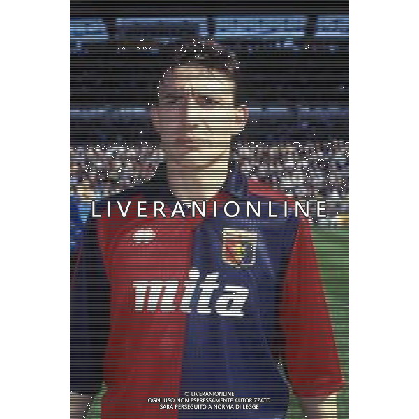 RETROSPETTIVA STEFANO ERANIO CALCIATORE NELLA FOTO STEFANO ERANIO CON LA MAGLIA DEL GENOA CALCIO AG ALDO LIVERANI SAS