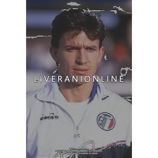 RETROSPETTIVA STEFANO ERANIO CALCIATORE NELLA FOTO STEFANO ERANIO CON LA MAGLIA DELLA NAZIONALE ITALIANA AG ALDO LIVERANI SAS