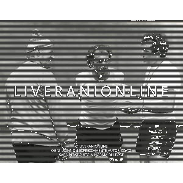 RETROSPETTIVA ROBERTO FALCAO GIOCATORE NELLA FOTO ROBERTO FALCAO CON LA MAGLIA DELLA ROMA CALCIO E NILS LIEDHOLM AG ALDO LIVERANI SAS