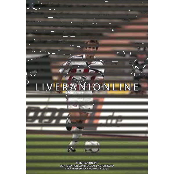 2000-2001 AMICHEVOLE BAYERN MONACO-GALATASARAY NELLA FOTO MEHMET SCHOLL AG ALDO LIVERANI SAS