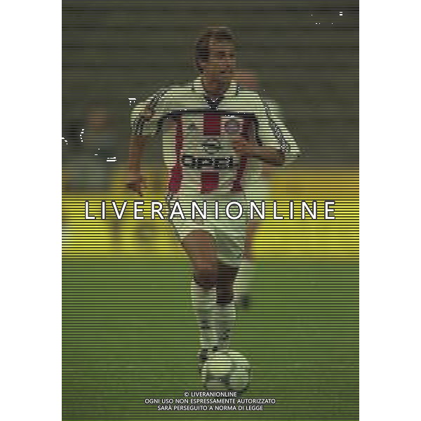 2000-2001 AMICHEVOLE BAYERN MONACO-GALATASARAY NELLA FOTO MEHMET SCHOLL AG ALDO LIVERANI SAS