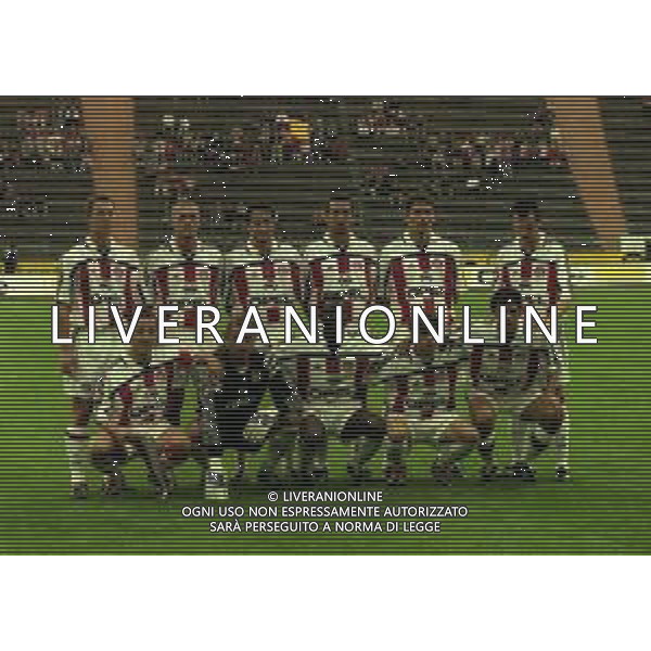 2000-2001 AMICHEVOLE BAYERN MONACO-GALATASARAY NELLA FOTO FORMAZIONE BAYERN MONACO AG ALDO LIVERANI SAS