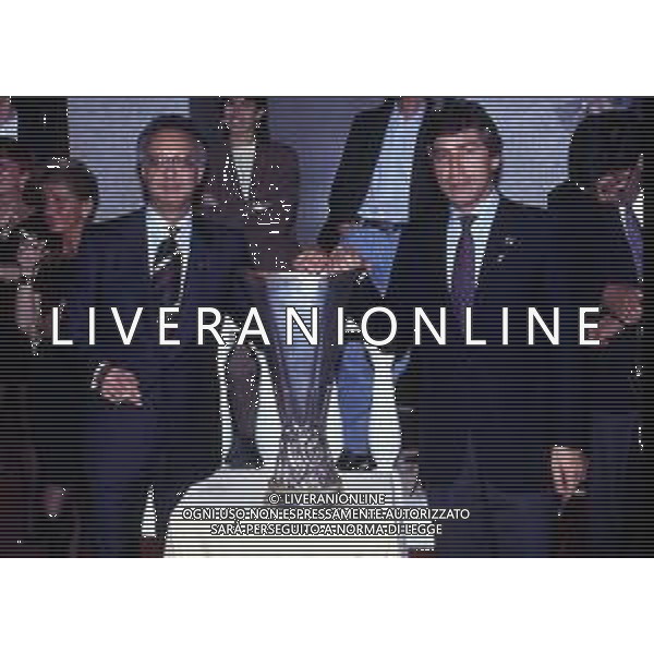 MILANO 1990-FESTA INTER PER LA VITTORIA DELLA COPPA UEFA NELLA FOTO FRANCO MAGGIORELLI E DALL\'OGLIO ALEARDO AG ALDO LIVERANI SAS