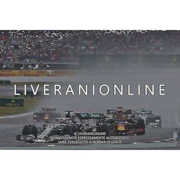 Lewis Hamilton (GBR) Mercedes AMG F1 W10 leads behind the FIA Safety Car. 28.07.2019. Formula 1 World Championship, Rd 11, German Grand Prix, Hockenheim, Germany, Race Day. AG ALDO LIVERANI SAS-ONLY ITALY