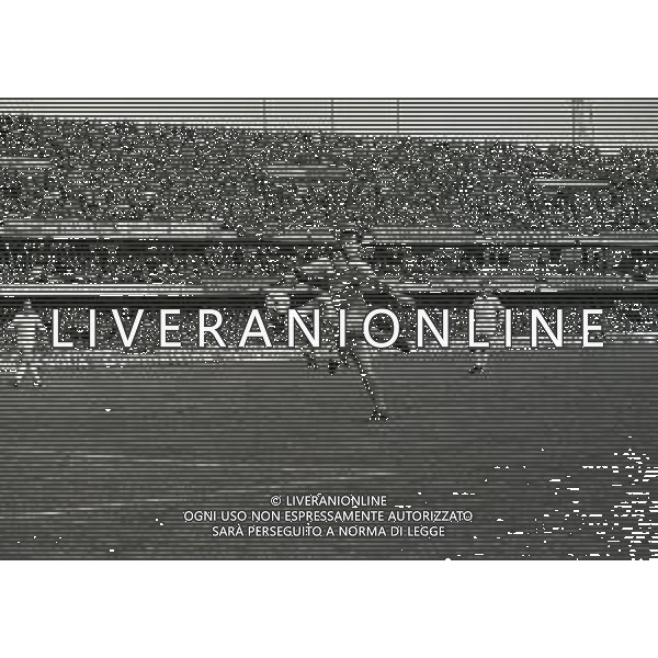 20-12-1981 VERONA-CAMPIONATO DI CALCIO SERIE B VERONA-SAMPDORIA 2-1 NELLA FOTO DOMENICO PENZO E GIOVANNI GUERRINI AG ALDO LIVERANI SAS