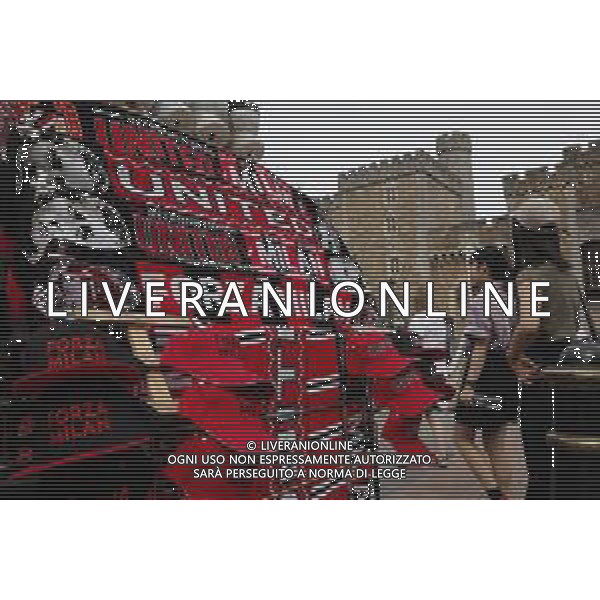 INTERNATIONAL CHAMPIONS CUP 2019 Manchester United - A.C. Milan 03/08/2019 nella foto: il merchandising delle squadre per le strade di cardiff - sciarpe e cappellini per i tifosi ©Claudio Zamagni/Agenzia Aldo Liverani s.a.s. the merchandising of soccers team on the streets of Cardiff before International Champions Cup 2019 between Manchester United and A.C.Milan at Principality Stadium on August 3 2019 photo credit by Claudio Zamagni/Aldo Liverani Photo Agency / AGENZIA ALDO LIVERANI SAS