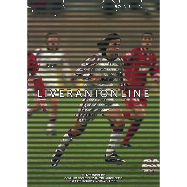 27-10-1999 PIACENZA-COPPA ITALIA PIACENZA REGGIANA 2-0 NELLA FOTO ANDREA PIRLO AG ALDO LIVERANI SAS