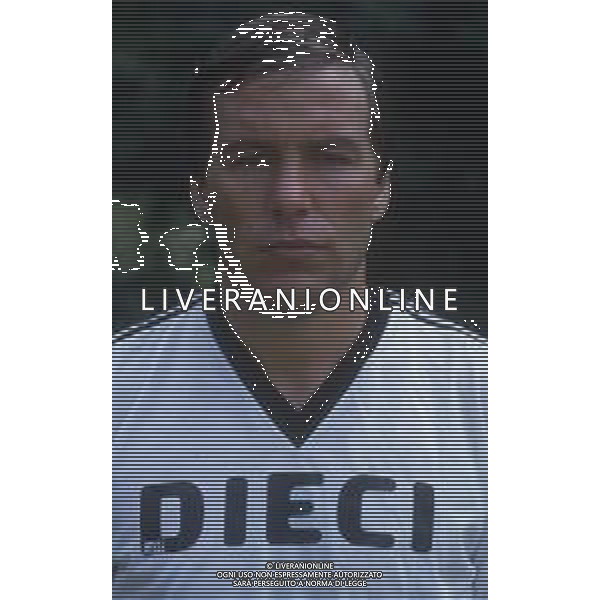 RETROSPETTIVA GIANCARLO ODDI CALCIATORE E ALLENATORE NELLA FOTO GIANCARLO ODDI CON LA MAGLIA DEL CESENA NELL\'ANNO 1982 AG ALDO LIVERANI SAS