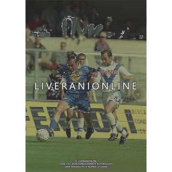 25-04-1999 VERONA-CAMPIONATO DI CALCIO SERIE B VERONA BRESCIA 0-2 NELLA FOTO CHRISTIAN BROCCHI E CARMINE NUNZIATA AG ALDO LIVERANI SAS