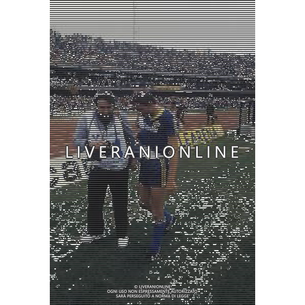 RETROSPETTIVA PREBEN LARSEN ELKJAER CALCIATORE NELLA FOTO PREBEN LARSEN ELKJAER CON LA MAGLIA DEL VERONA CALCIO AG ALDO LIVERANI SAS