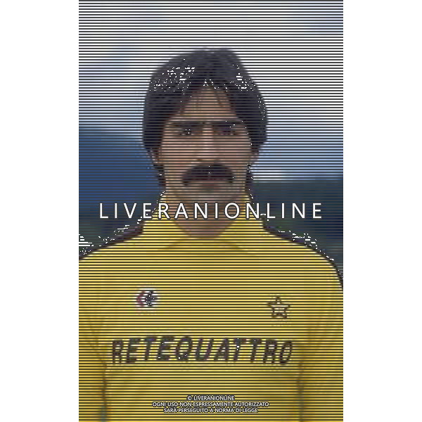 RETROSPETTIVA GIULIO NUCIARI CALCIATORE 1985 NELLA FOTO GIULIO NUCIARI CON LA MAGLIA DEL MILAN CALCIO AG ALDO LIVERANI SAS