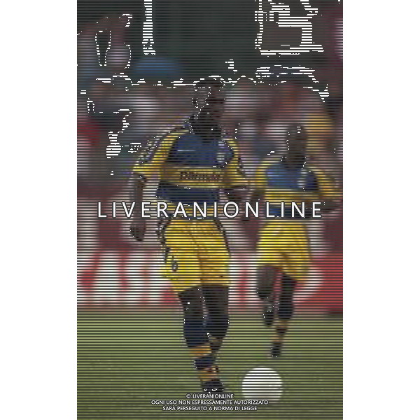 1999 AOSTA- TORNEO AMICHEVOLE PARMA TORINO NELLA FOTO SALIOU LASSISI AG ALDO LIVERANI SAS
