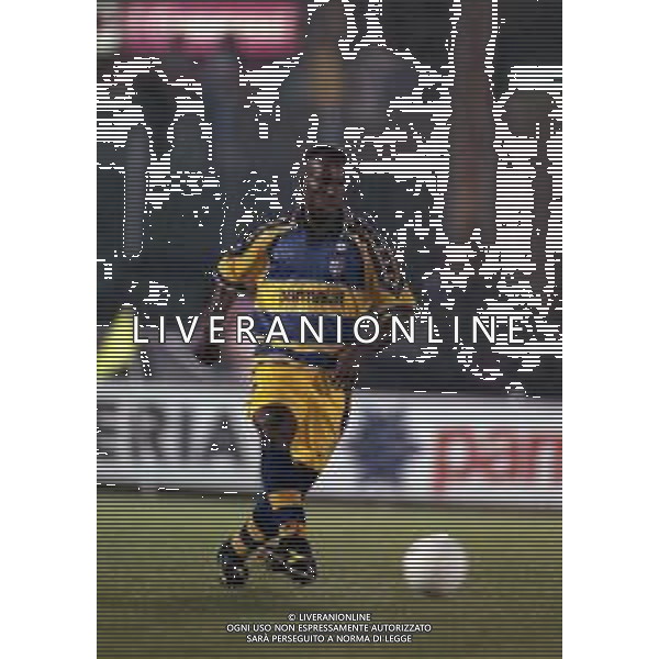 1999 AOSTA- TORNEO AMICHEVOLE PARMA TORINO NELLA FOTO SALIOU LASSISSI AG ALDO LIVERANI SAS