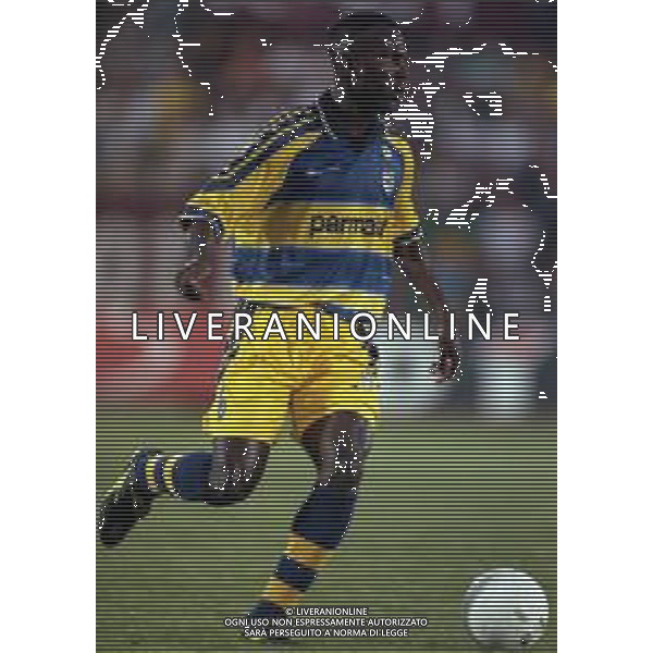 1999 AOSTA- TORNEO AMICHEVOLE PARMA TORINO NELLA FOTO SALIOU LASSISSI AG ALDO LIVERANI SAS