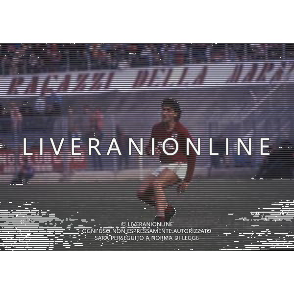 RETROSPETTIVA PAOLO BERUATTO CALCIATORE NELLA FOTO PAOLO BERUATTO CON LA MAGLIA DEL TORINO CALCIO AG ALDO LIVERANI SAS