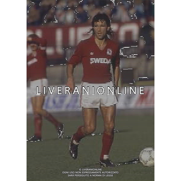 RETROSPETTIVA PAOLO BERUATTO CALCIATORE NELLA FOTO PAOLO BERUATTO CON LA MAGLIA DEL TORINO CALCIO AG ALDO LIVERANI SAS