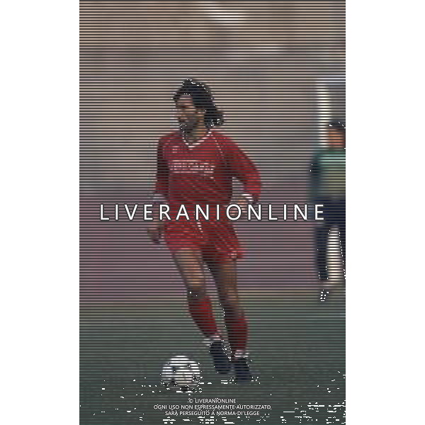 RETROSPETTIVA PAOLO BERUATTO CALCIATORE NELLA FOTO PAOLO BERUATTO CON LA MAGLIA DEL MANTOVA CALCIO AG ALDO LIVERANI SAS