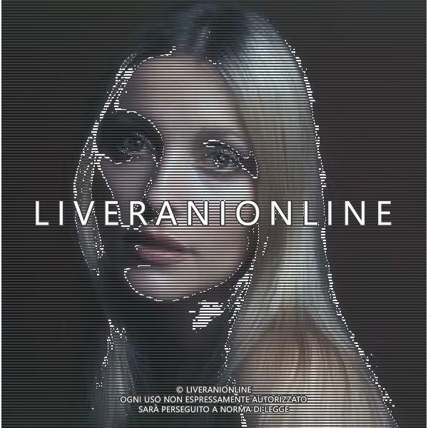 RETROSPETTIVA SHARON MARIE TATE ATTRICE NELLA FOTO SHARON TATE AG ALDO LIVERANI SAS