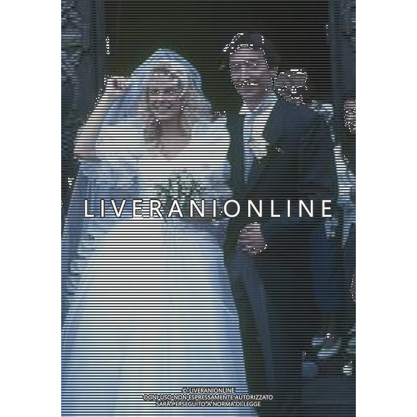 RETROSPETTIVA AMEDEO GORIA GIORNALISTA NELLA FOTO AMEDEO GORIA AL MATRIMONIO CON MARIA TERESA RUTA NELL\'ANNO 1987 AG ALDO LIVERANI SAS