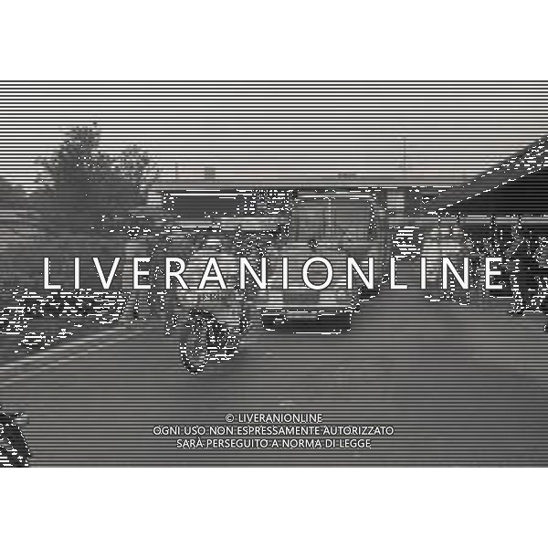 1974 CAMPIONATO DEL MONDO DI CALCIO GERMANIA 74 ALLENAMENTO NAZIONALE ITALIANA NELLA FOTO LA POLIZIA SCORTA IL BUS DELLA NAZIONALE ITALIANA AG ALDO LIVERANI SAS