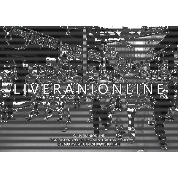 1974 CAMPIONATO DEL MONDO DI CALCIO GERMANIA 74 ALLENAMENTO NAZIONALE ITALIANA NELLA FOTO I GIOCATORI DELLA NAZIONALE ITALIANA PER LE VIE DELLA CITTA\' AG ALDO LIVERANI SAS