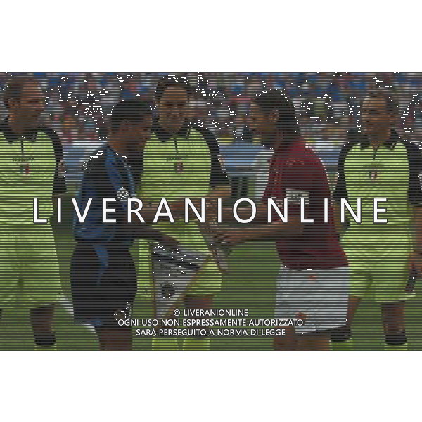 MILANO STADIO MEAZZA 15/6/2005 INTER-ROMA FINALE TIM CUP NELLA FOTO CORDOBA-TOTTI FOTO AG ALDO LIVERANI
