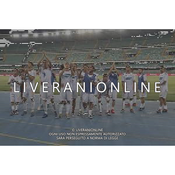 VERONA 11-08-2019 2°TURNO COPPA ITALIA CHIEVOVERONA VS RAVENNA F.C. NELLA FOTO:IL RAVENNA SALUTA I TIFOSI A FINE PARTITA FOTO P. G/AG.ALDO LIVERANI