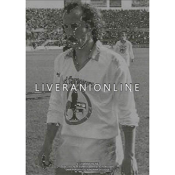 RETROSPETTIVA FRANCESCO CASAGRANDE CALCIATORE NELLA FOTO FRANCESCO CASAGRANDE CON LA MAGLIA DELLA FIORENTINA CALCIO AG ALDO LIVERANI SAS